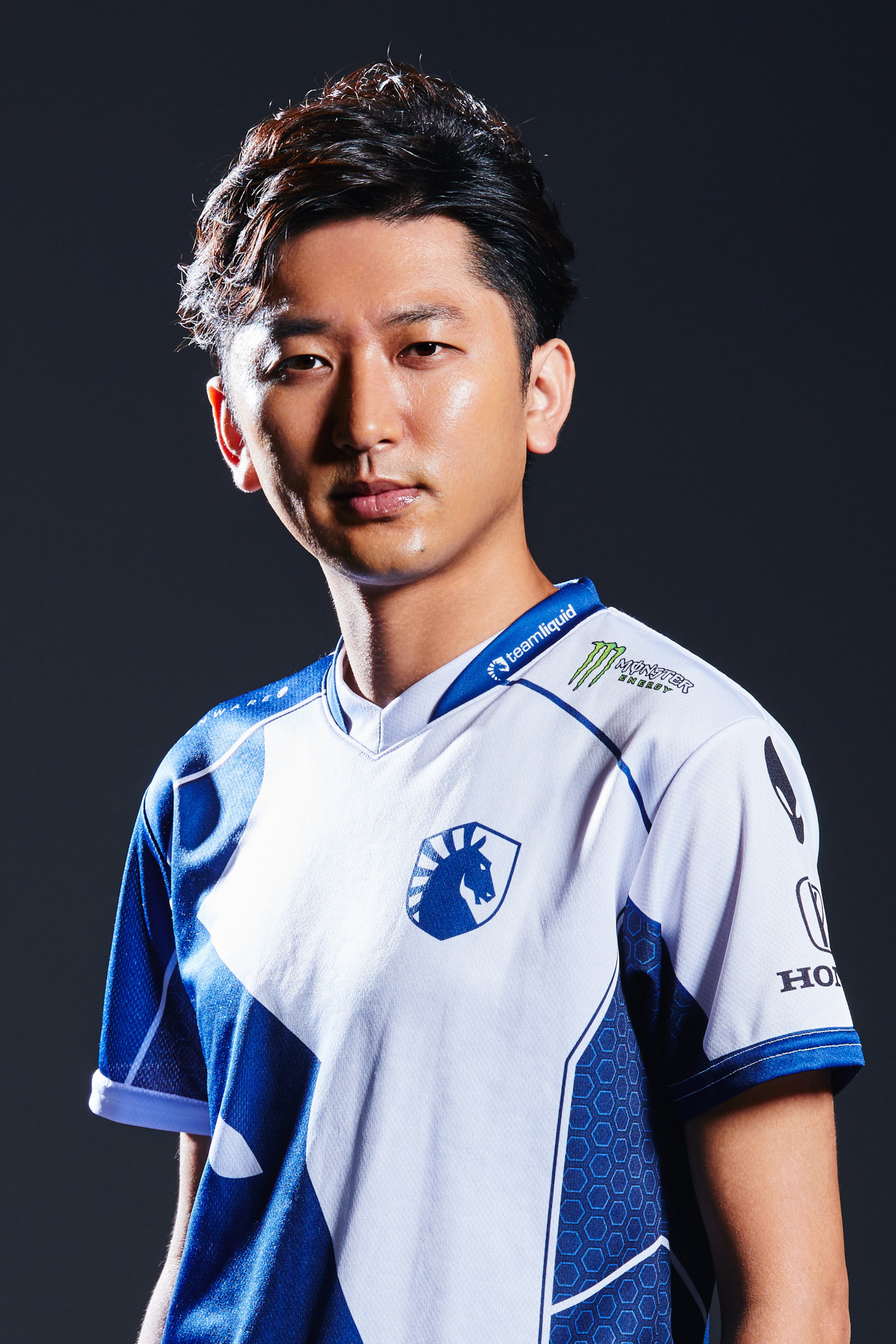 インタビュー: 社会人プロゲーマー5年目を迎えた「ネモ」氏が見るeスポーツの世界