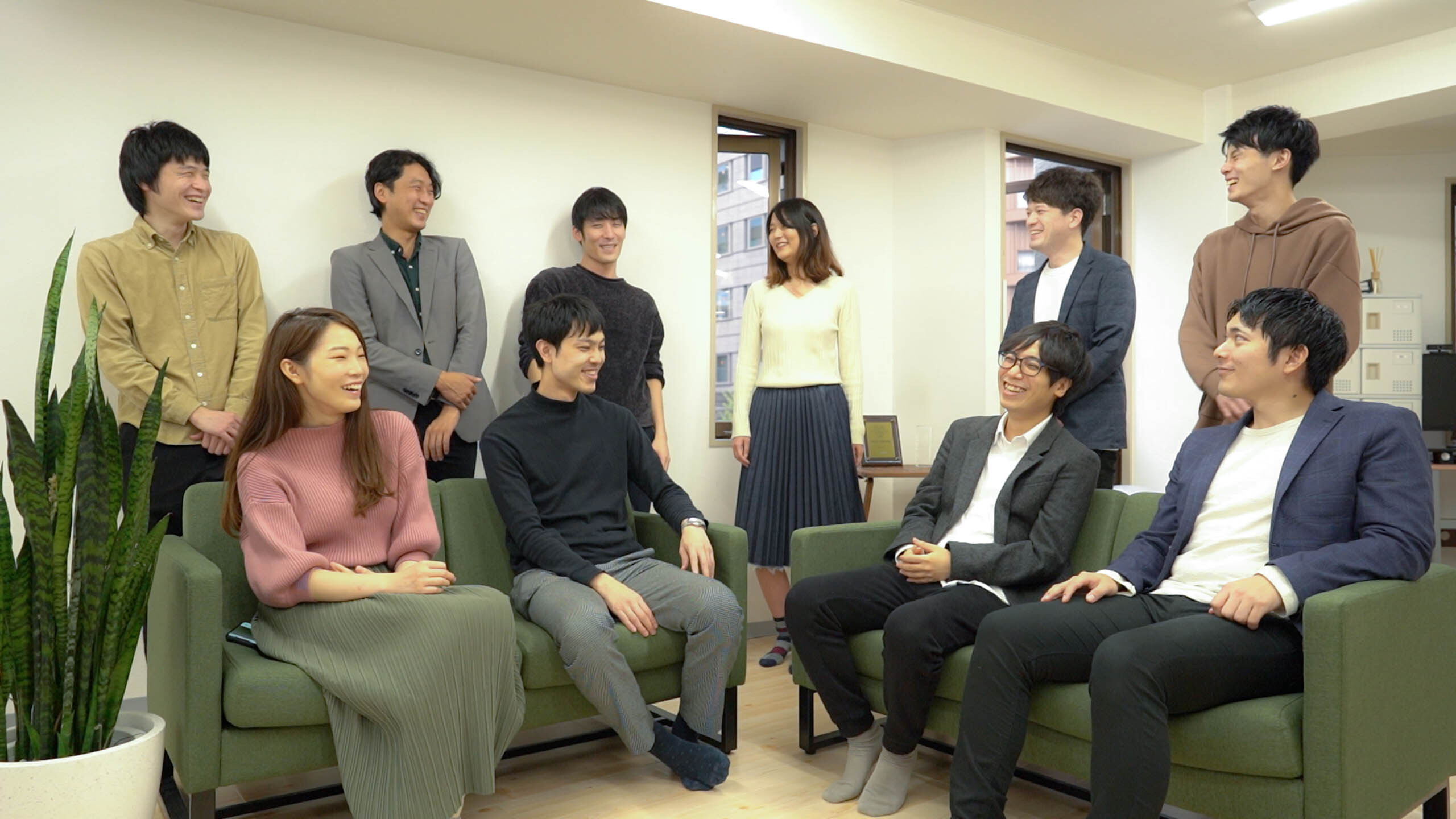 少人数で多拠点の遠隔接客を実現する「RURA」運営のタイムリープが1.8億円調達