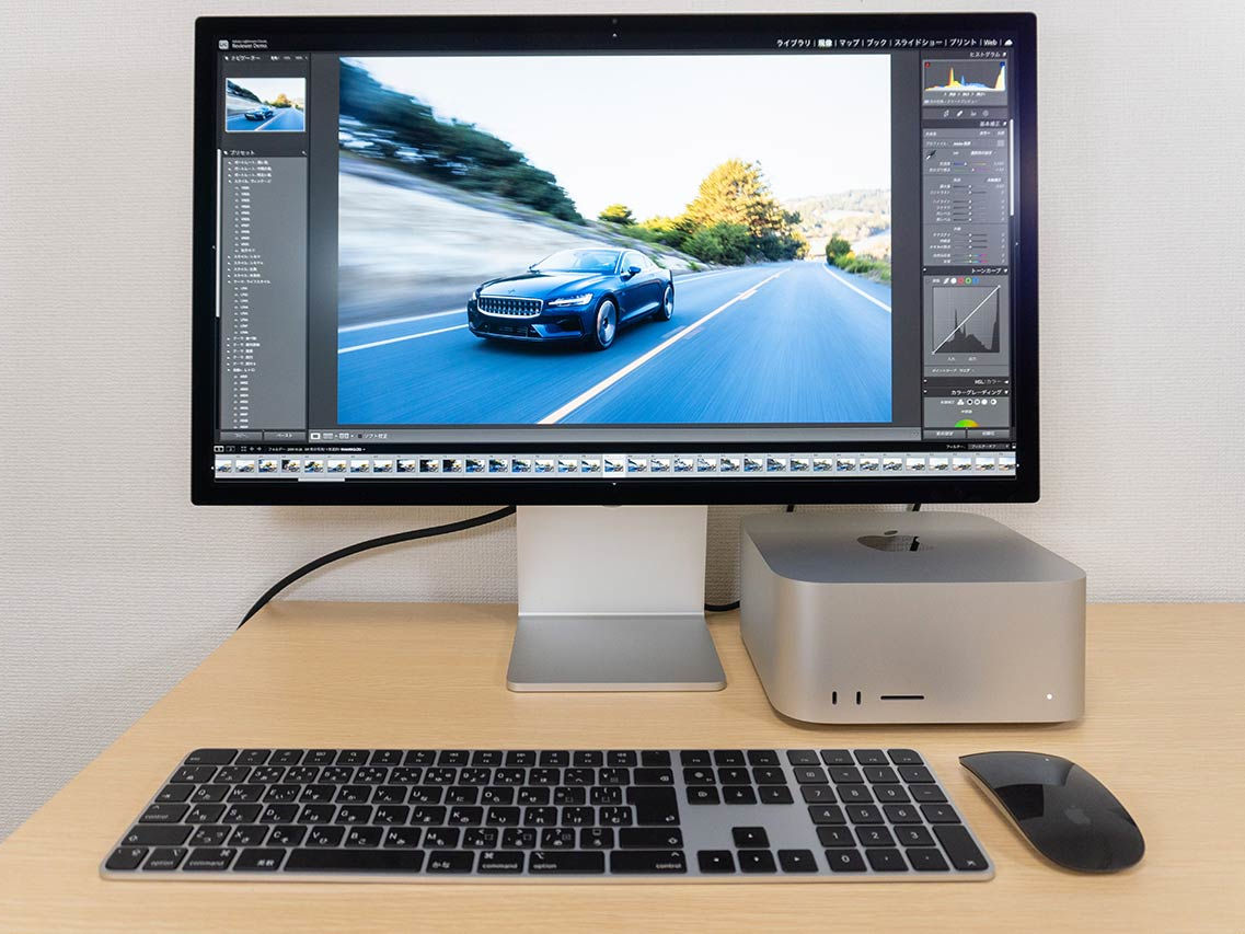 Mac Studioと「Studio Display」。セットだとやっぱりかなりバランスのいい組み合わせだ